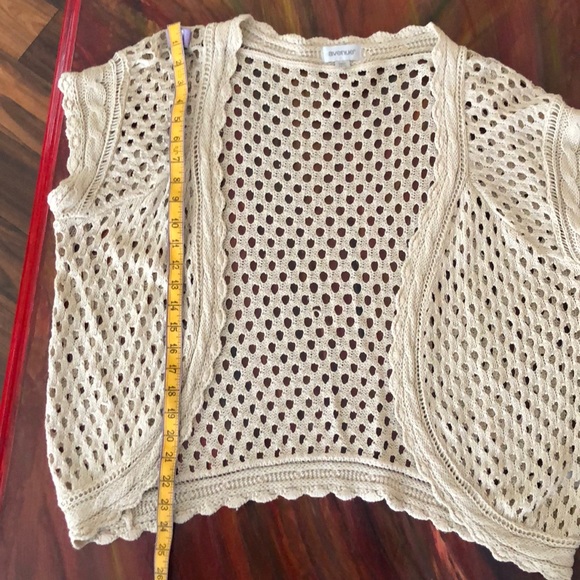 Tan Knit Cardigan Sweater. - Picture 4 of 4